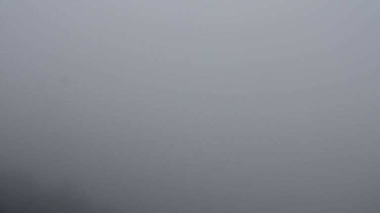 Dieses Bild zeigt eine Webcam-Aufnahme vom Achertal, aufgenommen am Montag, den 08.12.2025 um 11:50 Uhr. Die Temperatur betrug 7.9°C.