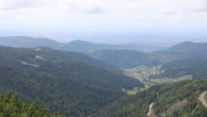 Dieses Bild zeigt eine Webcam-Aufnahme vom Achertal, aufgenommen am Mittwoch, den 17.09.2025 um 13:50 Uhr. Die Temperatur betrug 11.8°C.