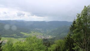 Dieses Bild zeigt eine Webcam-Aufnahme vom Achertal, aufgenommen am Donnerstag, den 14.05.2026 um 14:10 Uhr. Die Temperatur betrug 8.3°C.