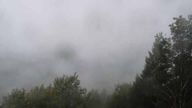 Dieses Bild zeigt eine Webcam-Aufnahme vom Achertal, aufgenommen am Donnerstag, den 08.10.2026 um 17:30 Uhr. Die Temperatur betrug 9°C.