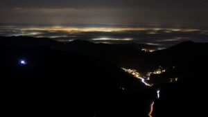 Dieses Bild zeigt eine Webcam-Aufnahme vom Achertal, aufgenommen am Mittwoch, den 17.12.2025 um 06:10 Uhr. Die Temperatur betrug 5.6°C.