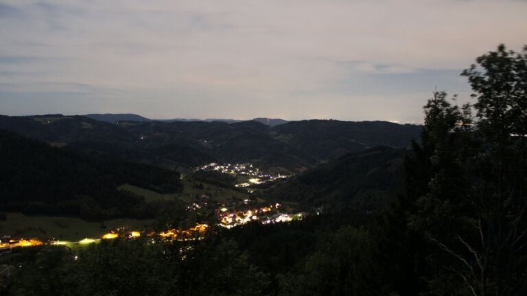 Dieses Bild zeigt eine Webcam-Aufnahme vom Achertal, aufgenommen am Mittwoch, den 02.09.2026 um 05:30 Uhr. Die Temperatur betrug 16.7°C.