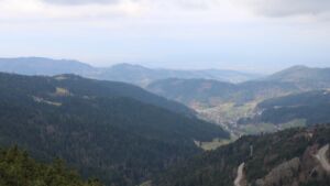 Dieses Bild zeigt eine Webcam-Aufnahme vom Achertal, aufgenommen am Samstag, den 28.02.2026 um 11:00 Uhr. Die Temperatur betrug 6.3°C.