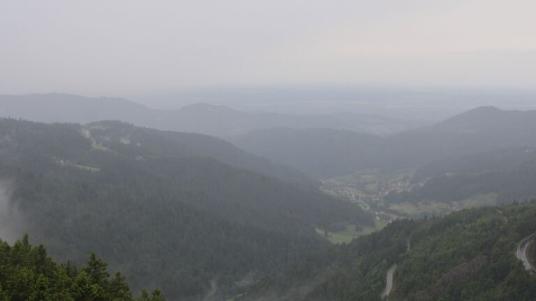 Dieses Bild zeigt eine Webcam-Aufnahme vom Achertal, aufgenommen am Mittwoch, den 04.06.2025 um 11:40 Uhr. Die Temperatur betrug 11.9°C.