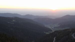 Dieses Bild zeigt eine Webcam-Aufnahme vom Achertal, aufgenommen am Dienstag, den 07.04.2026 um 20:10 Uhr. Die Temperatur betrug 11.3°C.