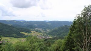 Dieses Bild zeigt eine Webcam-Aufnahme vom Achertal, aufgenommen am Mittwoch, den 10.06.2026 um 10:40 Uhr. Die Temperatur betrug 14.2°C.
