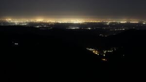 Dieses Bild zeigt eine Webcam-Aufnahme vom Achertal, aufgenommen am Samstag, den 25.04.2026 um 04:50 Uhr. Die Temperatur betrug 9.7°C.