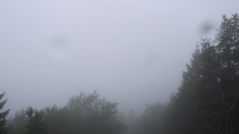 Dieses Bild zeigt eine Webcam-Aufnahme vom Achertal, aufgenommen am Mittwoch, den 01.07.2026 um 09:00 Uhr. Die Temperatur betrug 16.9°C.