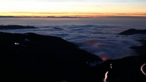 Dieses Bild zeigt eine Webcam-Aufnahme vom Achertal, aufgenommen am Samstag, den 22.11.2025 um 17:40 Uhr. Die Temperatur betrug -4.2°C.