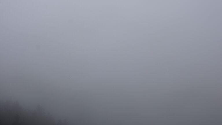 Dieses Bild zeigt eine Webcam-Aufnahme vom Achertal, aufgenommen am Sonntag, den 02.11.2025 um 13:20 Uhr. Die Temperatur betrug 5.9°C.