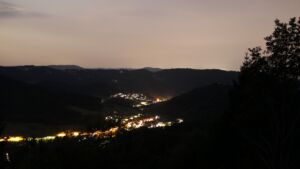 Dieses Bild zeigt eine Webcam-Aufnahme vom Achertal, aufgenommen am Samstag, den 25.07.2026 um 22:40 Uhr. Die Temperatur betrug 23.1°C.
