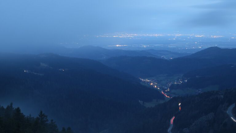 Dieses Bild zeigt eine Webcam-Aufnahme vom Achertal, aufgenommen am Mittwoch, den 11.03.2026 um 06:20 Uhr. Die Temperatur betrug 4.7°C.