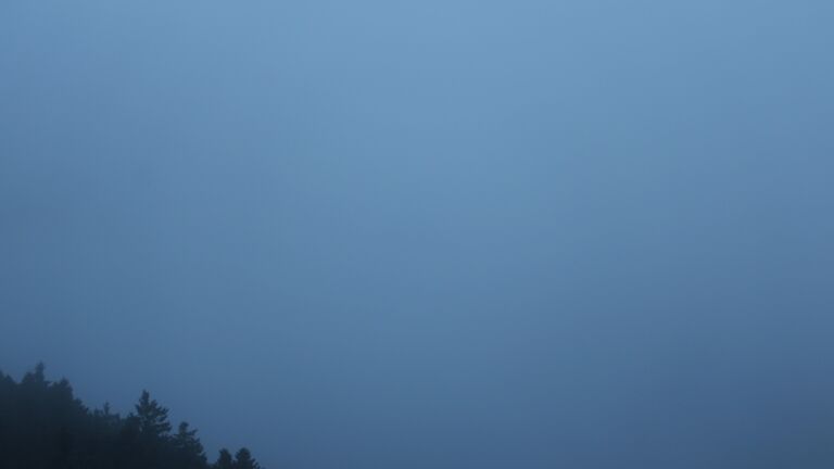 Dieses Bild zeigt eine Webcam-Aufnahme vom Achertal, aufgenommen am Sonntag, den 21.09.2025 um 19:30 Uhr. Die Temperatur betrug 11.2°C.