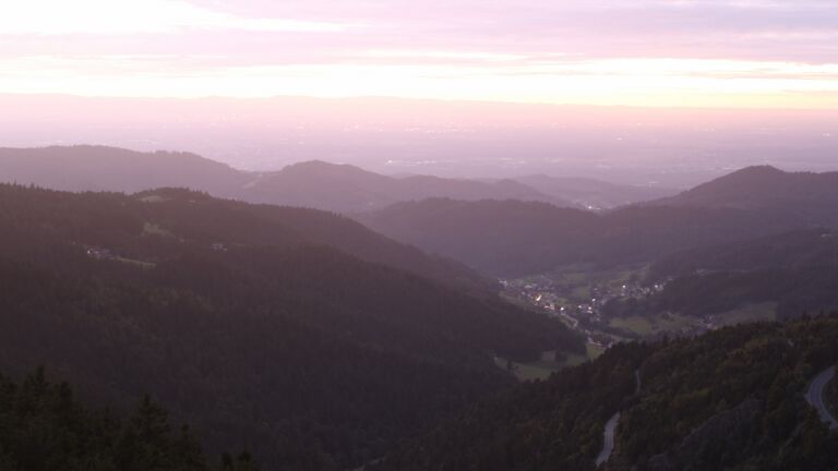 Dieses Bild zeigt eine Webcam-Aufnahme vom Achertal, aufgenommen am Mittwoch, den 17.09.2025 um 20:00 Uhr. Die Temperatur betrug 11.5°C.