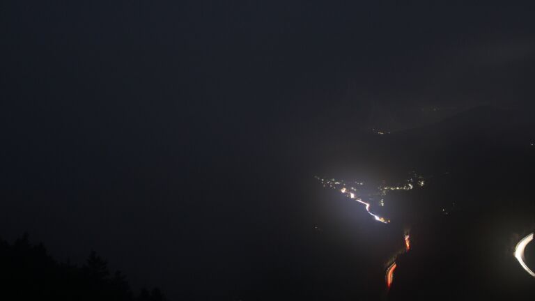 Dieses Bild zeigt eine Webcam-Aufnahme vom Achertal, aufgenommen am Sonntag, den 02.11.2025 um 18:10 Uhr. Die Temperatur betrug 4.6°C.