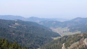 Dieses Bild zeigt eine Webcam-Aufnahme vom Achertal, aufgenommen am Dienstag, den 24.03.2026 um 11:20 Uhr. Die Temperatur betrug 9.6°C.