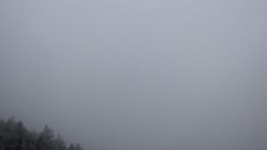 Dieses Bild zeigt eine Webcam-Aufnahme vom Achertal, aufgenommen am Montag, den 17.11.2025 um 09:10 Uhr. Die Temperatur betrug -0.4°C.