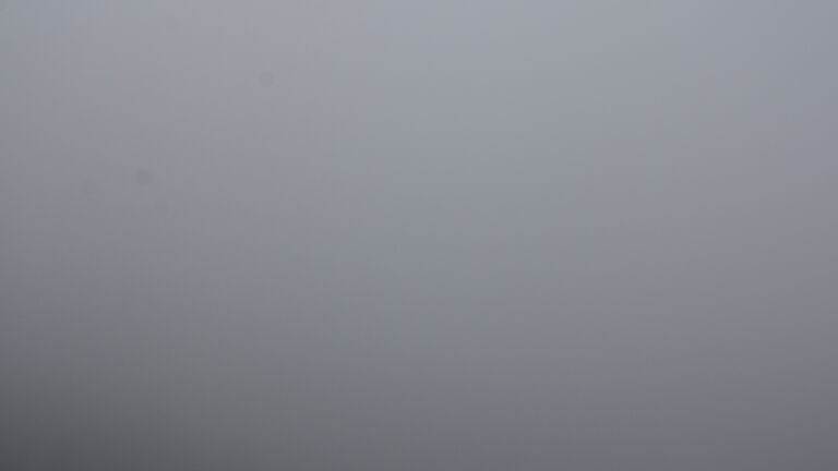 Dieses Bild zeigt eine Webcam-Aufnahme vom Achertal, aufgenommen am Samstag, den 27.09.2025 um 11:20 Uhr. Die Temperatur betrug 9.3°C.