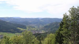 Dieses Bild zeigt eine Webcam-Aufnahme vom Achertal, aufgenommen am Samstag, den 19.09.2026 um 13:50 Uhr. Die Temperatur betrug 21°C.