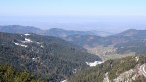 Dieses Bild zeigt eine Webcam-Aufnahme vom Achertal, aufgenommen am Donnerstag, den 02.04.2026 um 10:40 Uhr. Die Temperatur betrug 6.7°C.