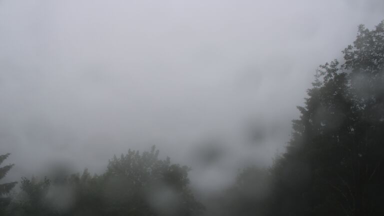 Dieses Bild zeigt eine Webcam-Aufnahme vom Achertal, aufgenommen am Freitag, den 12.06.2026 um 18:10 Uhr. Die Temperatur betrug 12.5°C.