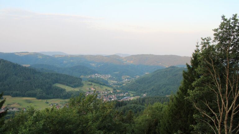 Dieses Bild zeigt eine Webcam-Aufnahme vom Achertal, aufgenommen am Donnerstag, den 16.07.2026 um 06:20 Uhr. Die Temperatur betrug 18.7°C.