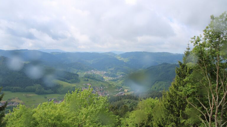 Dieses Bild zeigt eine Webcam-Aufnahme vom Achertal, aufgenommen am Samstag, den 16.05.2026 um 11:20 Uhr. Die Temperatur betrug 5.5°C.