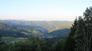 Dieses Bild zeigt eine Webcam-Aufnahme vom Achertal, aufgenommen am Donnerstag, den 25.06.2026 um 06:30 Uhr. Die Temperatur betrug 25.4°C.