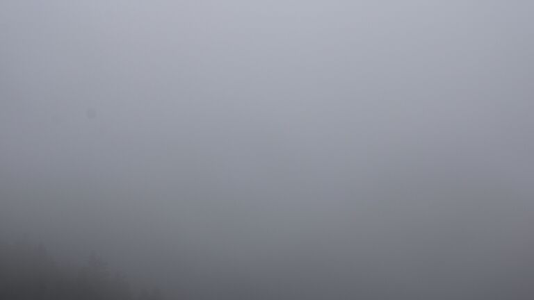 Dieses Bild zeigt eine Webcam-Aufnahme vom Achertal, aufgenommen am Samstag, den 07.06.2025 um 09:20 Uhr. Die Temperatur betrug 11°C.