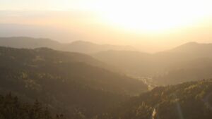 Dieses Bild zeigt eine Webcam-Aufnahme vom Achertal, aufgenommen am Montag, den 20.04.2026 um 19:50 Uhr. Die Temperatur betrug 6°C.