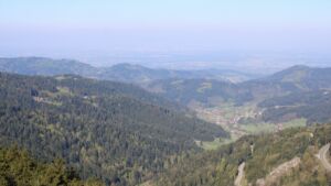 Dieses Bild zeigt eine Webcam-Aufnahme vom Achertal, aufgenommen am Mittwoch, den 22.04.2026 um 09:40 Uhr. Die Temperatur betrug 2.8°C.