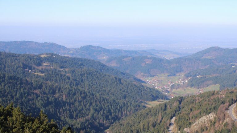 Dieses Bild zeigt eine Webcam-Aufnahme vom Achertal, aufgenommen am Mittwoch, den 04.03.2026 um 09:50 Uhr. Die Temperatur betrug 6.2°C.