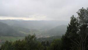Dieses Bild zeigt eine Webcam-Aufnahme vom Achertal, aufgenommen am Freitag, den 18.09.2026 um 12:50 Uhr. Die Temperatur betrug 11.4°C.