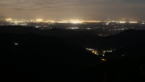 Dieses Bild zeigt eine Webcam-Aufnahme vom Achertal, aufgenommen am Mittwoch, den 29.04.2026 um 04:00 Uhr. Die Temperatur betrug 7.6°C.