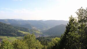 Dieses Bild zeigt eine Webcam-Aufnahme vom Achertal, aufgenommen am Montag, den 07.09.2026 um 18:40 Uhr. Die Temperatur betrug 30.9°C.