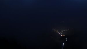 Dieses Bild zeigt eine Webcam-Aufnahme vom Achertal, aufgenommen am Dienstag, den 18.11.2025 um 17:50 Uhr. Die Temperatur betrug -2.6°C.