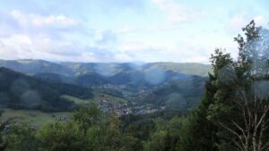 Dieses Bild zeigt eine Webcam-Aufnahme vom Achertal, aufgenommen am Montag, den 31.08.2026 um 08:40 Uhr. Die Temperatur betrug 13.2°C.
