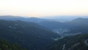 Dieses Bild zeigt eine Webcam-Aufnahme vom Achertal, aufgenommen am Donnerstag, den 18.09.2025 um 07:30 Uhr. Die Temperatur betrug 12.6°C.