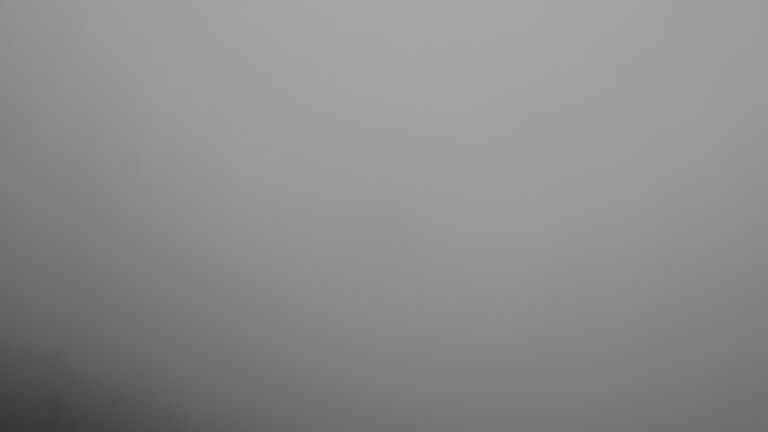 Dieses Bild zeigt eine Webcam-Aufnahme vom Achertal, aufgenommen am Freitag, den 24.10.2025 um 09:10 Uhr. Die Temperatur betrug 0.4°C.