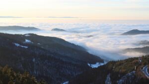 Dieses Bild zeigt eine Webcam-Aufnahme vom Achertal, aufgenommen am Samstag, den 22.11.2025 um 16:10 Uhr. Die Temperatur betrug -3.2°C.