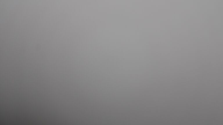 Dieses Bild zeigt eine Webcam-Aufnahme vom Achertal, aufgenommen am Sonntag, den 08.06.2025 um 06:10 Uhr. Die Temperatur betrug 8.9°C.