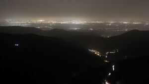 Dieses Bild zeigt eine Webcam-Aufnahme vom Achertal, aufgenommen am Freitag, den 14.11.2025 um 05:40 Uhr. Die Temperatur betrug 17.1°C.