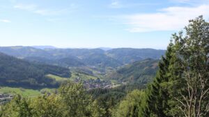 Dieses Bild zeigt eine Webcam-Aufnahme vom Achertal, aufgenommen am Samstag, den 19.09.2026 um 13:10 Uhr. Die Temperatur betrug 20.1°C.