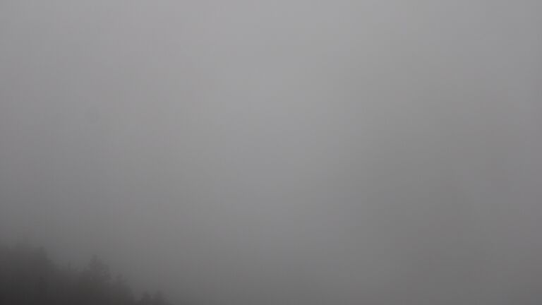 Dieses Bild zeigt eine Webcam-Aufnahme vom Achertal, aufgenommen am Sonntag, den 02.11.2025 um 16:40 Uhr. Die Temperatur betrug 4.9°C.