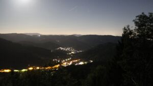 Dieses Bild zeigt eine Webcam-Aufnahme vom Achertal, aufgenommen am Montag, den 21.09.2026 um 23:00 Uhr. Die Temperatur betrug 11.5°C.