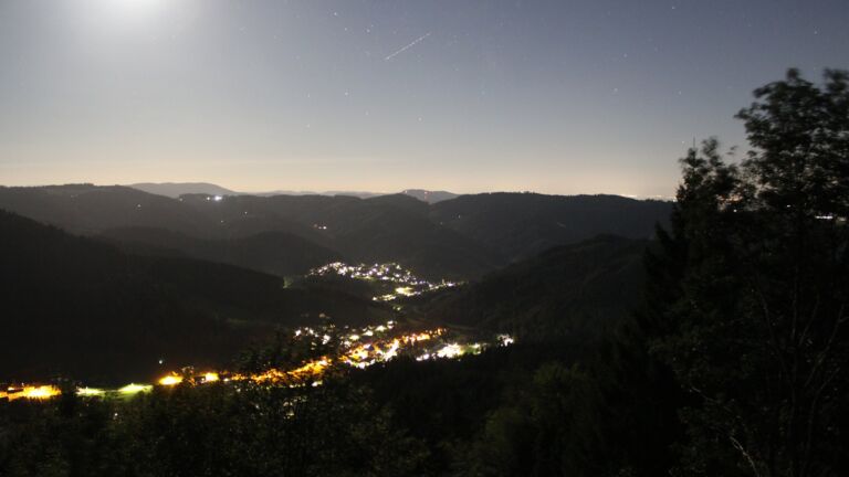 Dieses Bild zeigt eine Webcam-Aufnahme vom Achertal, aufgenommen am Montag, den 21.09.2026 um 23:00 Uhr. Die Temperatur betrug 11.5°C.