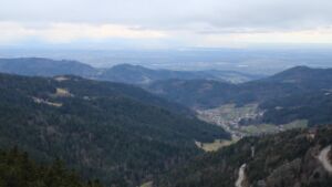 Dieses Bild zeigt eine Webcam-Aufnahme vom Achertal, aufgenommen am Montag, den 23.02.2026 um 17:30 Uhr. Die Temperatur betrug 4.3°C.