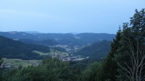 Dieses Bild zeigt eine Webcam-Aufnahme vom Achertal, aufgenommen am Dienstag, den 14.07.2026 um 05:20 Uhr. Die Temperatur betrug 25.3°C.