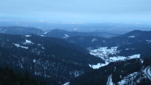 Dieses Bild zeigt eine Webcam-Aufnahme vom Achertal, aufgenommen am Dienstag, den 13.01.2026 um 08:00 Uhr. Die Temperatur betrug 4.1°C.