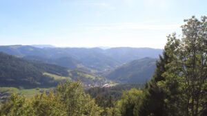 Dieses Bild zeigt eine Webcam-Aufnahme vom Achertal, aufgenommen am Freitag, den 25.09.2026 um 16:40 Uhr. Die Temperatur betrug 23.1°C.